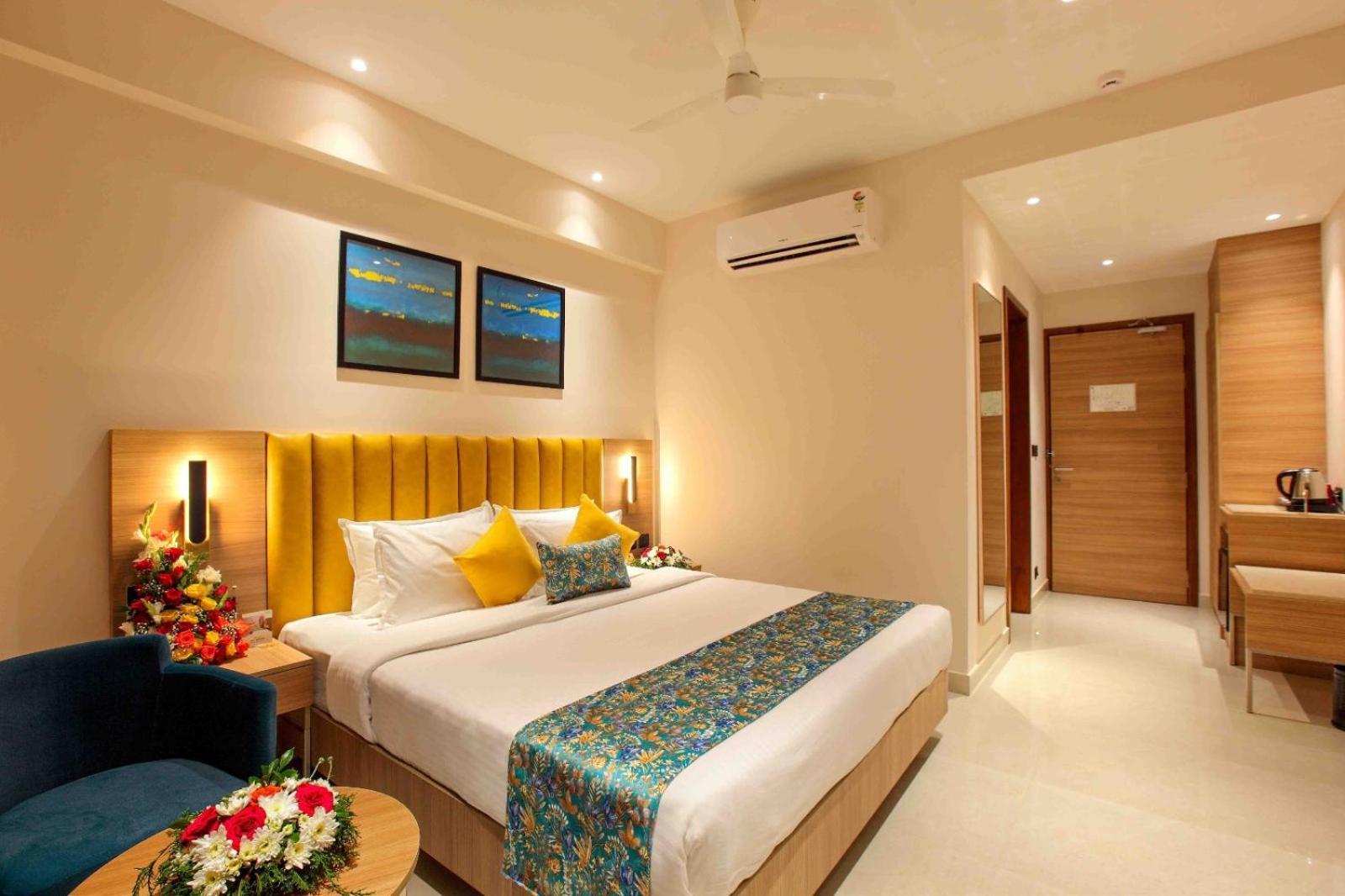 Park Residency Ayarkunnam Hotell Pullappalli Exteriör bild